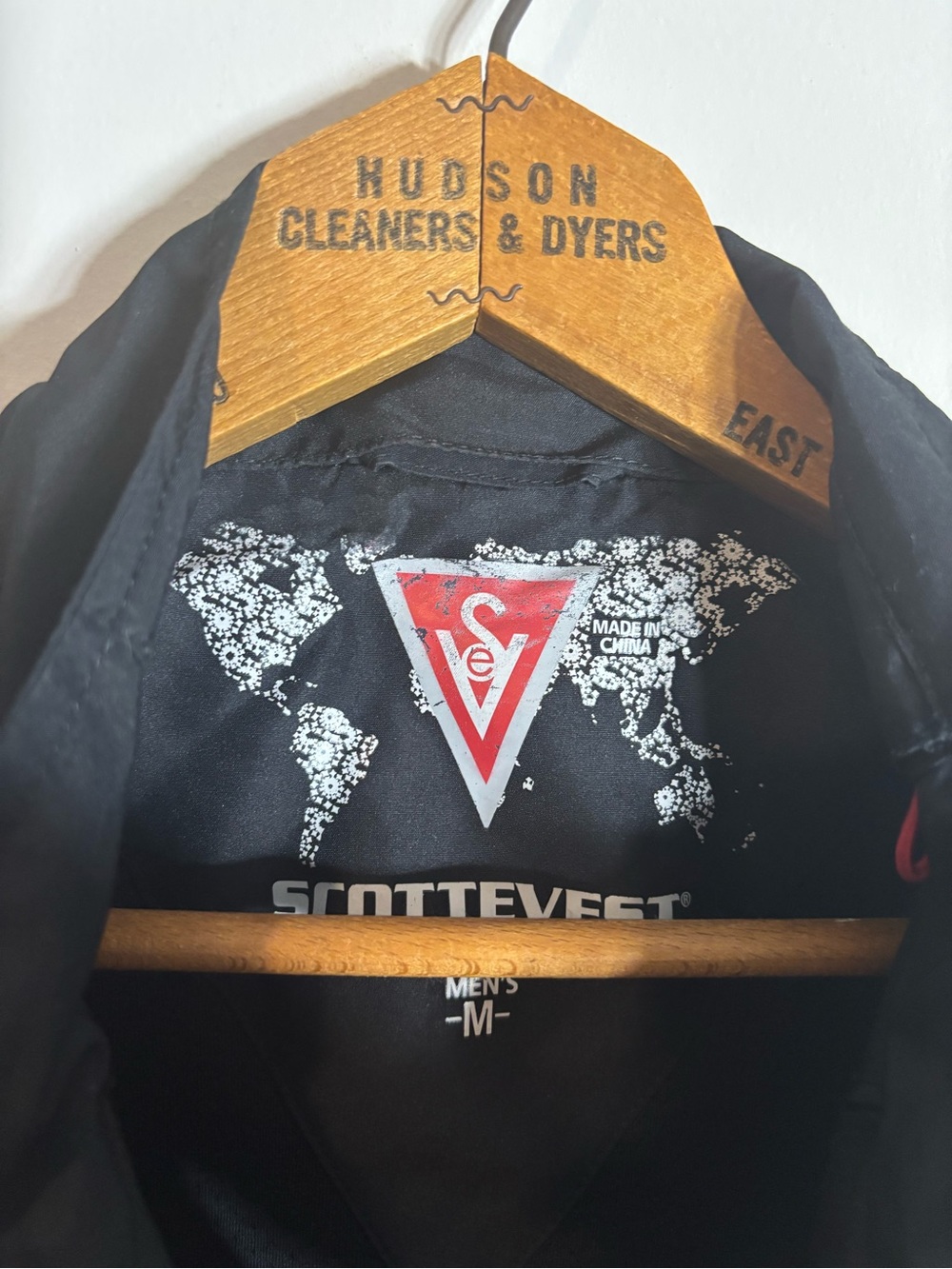 Scottevest RFID Vest Pocket Outdoor Hiking Medium - Picture 2 of 4